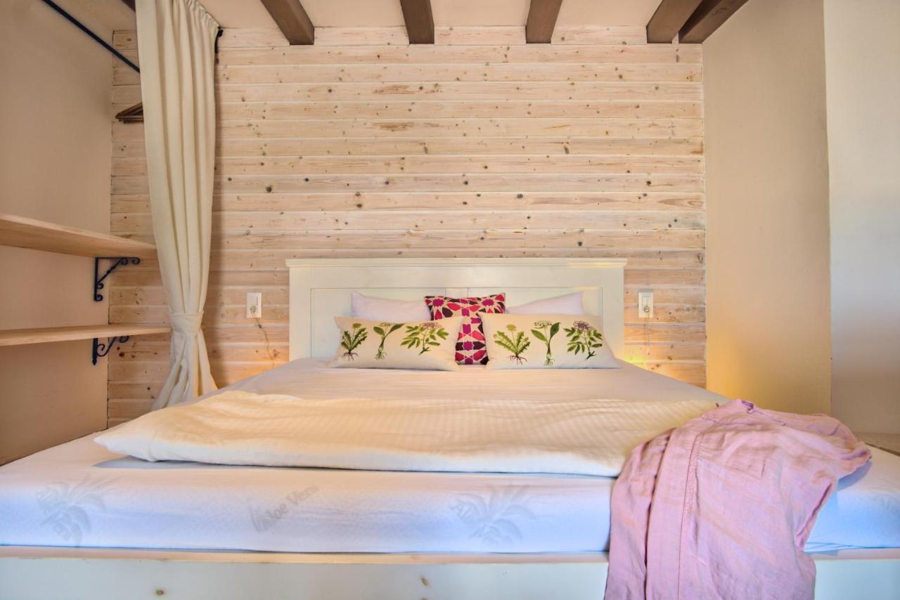 Eco Aparthotel The Dreamers'S Club Lumbarda Buitenkant foto