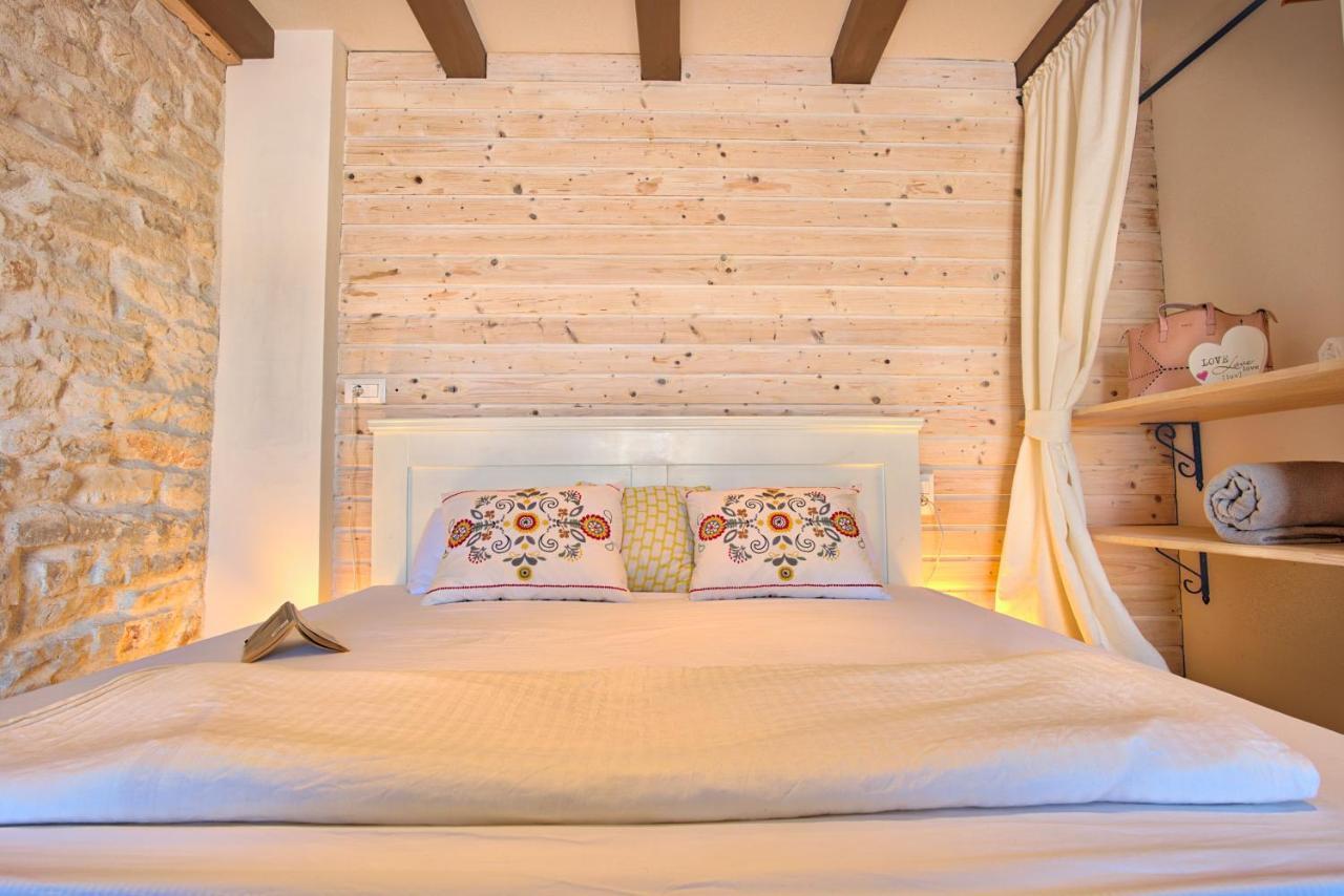 Eco Aparthotel The Dreamers'S Club Lumbarda Buitenkant foto